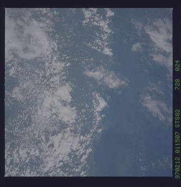 STS082-728-024 - STS-082 - Earth observations taken from shuttle orbiter Discovery during STS-82 mission