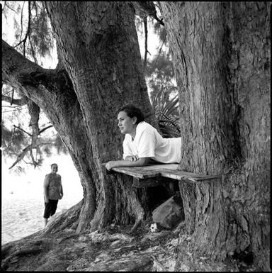 Vaine-Iriano Wichman and her mother Ngatokorima Rasmussen frame 2