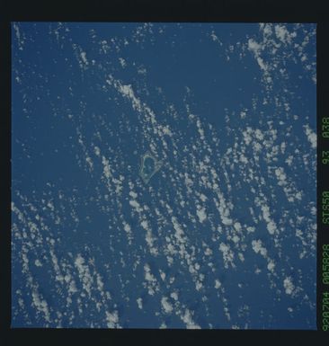 STS050-93-038 - STS-050 - STS-50 earth observations