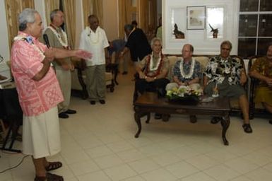 [Assignment: 48-DPA-SOI_K_Amer_Sam] Pacific Islands Tour: Visit of Secretary Dirk Kemmpthorne [and aides] to American Samoa, U.S. Territory [48-DPA-SOI_K_Amer_Sam__DI15471.JPG]