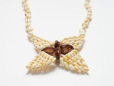 Tui (Necklace)