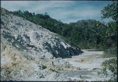 The thermal area (6) : Bwabwadana and Iamalele, D'Entrecasteaux Islands, Papua New Guinea, 1956-1958 / Terence and Margaret Spencer