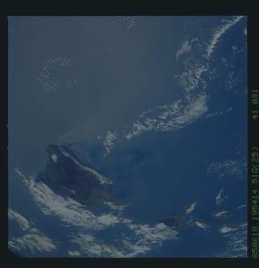 51G-41-081 - STS-51G - STS-51G earth observations