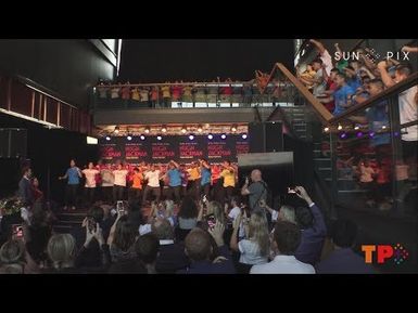 Hugh Jackman & Keala Settle perform with Oceanian Voices Choir + Haka