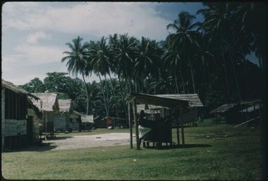 Houses (4) : Buka Island, Bougainville, Papua New Guinea, 1960 / Terence and Margaret Spencer