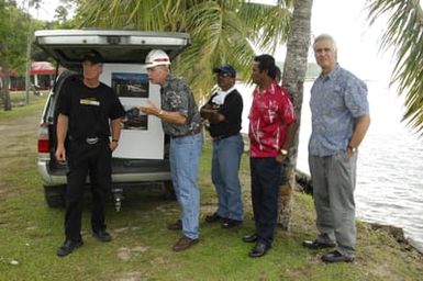 [Assignment: 48-DPA-SOI_K_Palau_6-7-9-07] Pacific Islands Tour: Visit of Secretary Dirk Kempthorne [and aides] to Palau Islands, Republic of Palau [48-DPA-SOI_K_Palau_6-7-9-07__DI13358.JPG]