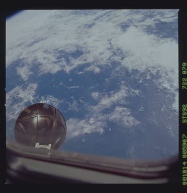 STS092-722-078 - STS-092 - STS-92 Earth observation views