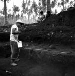 Golson excavating at Vailele.