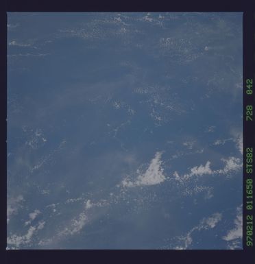 STS082-728-042 - STS-082 - Earth observations taken from shuttle orbiter Discovery during STS-82 mission