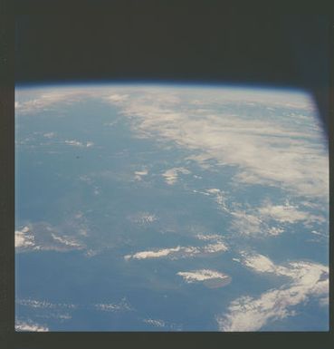 AS07-07-1742 - Apollo 7 - Apollo 7 Mission, Hawaii
