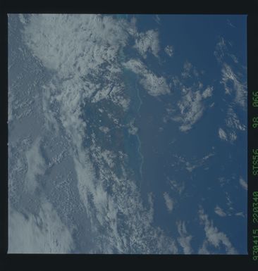 STS056-98-066 - STS-056 - Earth observations taken from Discovery during STS-56 mission