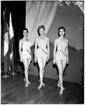 15 semi-finalists in Universe contest, 1958