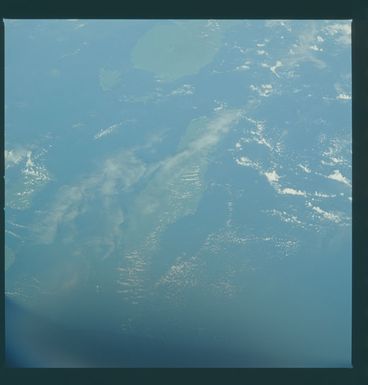 S09-42-2956 - STS-009 - Earth observations taken by the STS-9 crew