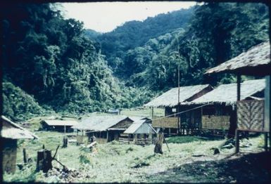 Early development of the (Panguna?) mine (7) : Bougainville Island, Papua New Guinea, March 1971 / Terence and Margaret Spencer