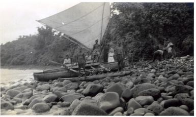 New Hebridean sailing canoe