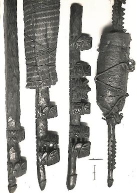 Photo of 4 wooden carved pieces (LXIII/3)