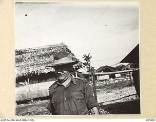 WIRUI BEACH, WEWAK, NEW GUINEA. 1945-09-04. MAJOR A.S. WILSON, LIAISON OFFICER 6 DIVISION, 2/11 INFANTRY BATTALION