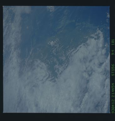 STS056-94-101 - STS-056 - Earth observations taken from Discovery during STS-56 mission