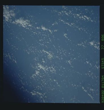 S45-77-086 - STS-045 - STS-45 earth observations