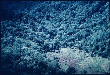 Early development of the (Panguna?) mine (1) : Bougainville Island, Papua New Guinea, March 1971 / Terence and Margaret Spencer