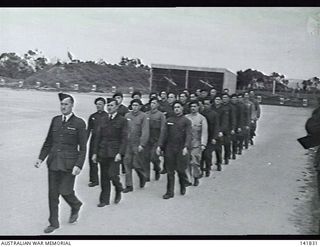 Melbourne, Vic. 1944-10-16. Ex-members of the AIF who have served in the Middle East and New Guinea. These men have transferred to the RAAF and are undergoing an Air Crew Training Course