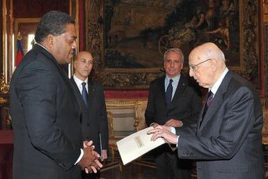 President Giorgio Napolitano with Mr. Peceli Vuniwaqa Vocea, new Ambassador of the Republic of Fiji, during the presentation of the Letters of Credentials