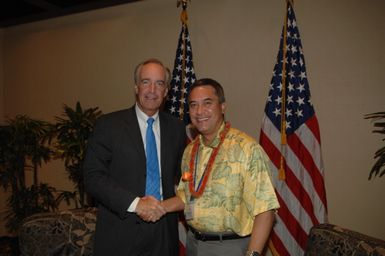 [Assignment: 48-DPA-09-29-08_SOI_K_Isl_Conf_Lead] Participants in the Insular Areas Health Summit [("The Future of Health Care in the Insular Areas: A Leaders Summit") at the Marriott Hotel in] Honolulu, Hawaii, where Interior Secretary Dirk Kempthorne [joined senior federal health officials and leaders of the U.S. territories and freely associated states to discuss strategies and initiatives for advancing health care in those communinties [48-DPA-09-29-08_SOI_K_Isl_Conf_Lead_DOI_0781.JPG]
