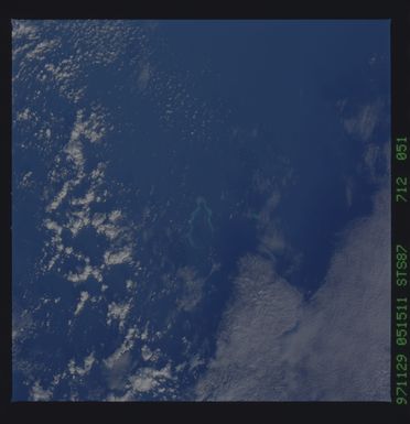 STS087-712-051 - STS-087 - Earth observations taken from shuttle orbiter Columbia during STS-87 mission