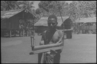 Rat-trap : Nissan Island, Papua New Guinea, 1960 / Terence and Margaret Spencer