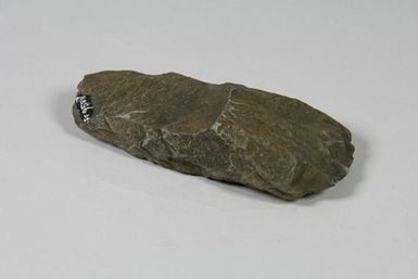 To'i Ma'a (Stone Adze)