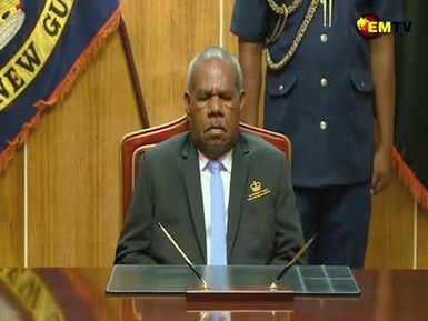 SPEAKER PRESENTS JUDGES REPORT