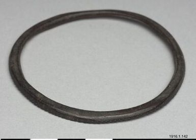 ["armband, smycke, armlet, jewellery", "armband, smycke, armlet, jewellery"]