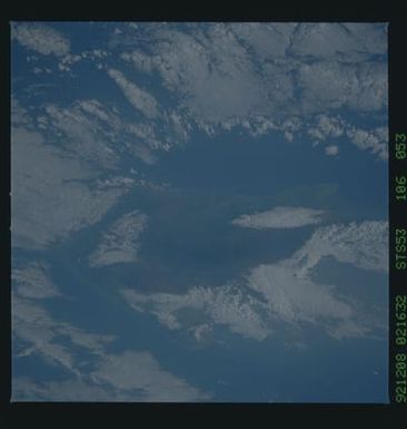 STS053-106-053 - STS-053 - Earth observations