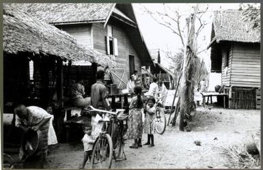 [Street scene, Papua New Guinea, early 1920s?]