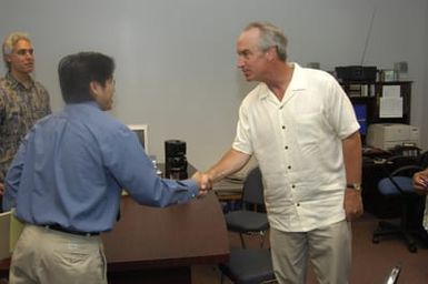 [Assignment: 48-DPA-SOI_K_Saipan_6-5-07] Pacific Islands Tour: Visit of Secretary Dirk Kempthorne [and aides] to Saipan Island, of the Commonwealth of the Northern Mariana Islands [48-DPA-SOI_K_Saipan_6-5-07__DI10775.JPG]