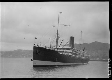 Ship 'Tahiti' in Wellington Harbour