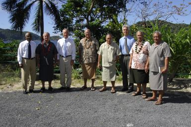 [Assignment: 48-DPA-SOI_K_Amer_Sam] Pacific Islands Tour: Visit of Secretary Dirk Kemmpthorne [and aides] to American Samoa, U.S. Territory [48-DPA-SOI_K_Amer_Sam__DI14985.JPG]