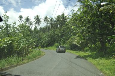 [Assignment: 48-DPA-SOI_K_Pohnpei_6-10-11-07] Pacific Islands Tour: Visit of Secretary Dirk Kempthorne [and aides] to Pohnpei Island, of the Federated States of Micronesia [48-DPA-SOI_K_Pohnpei_6-10-11-07__DI13805.JPG]