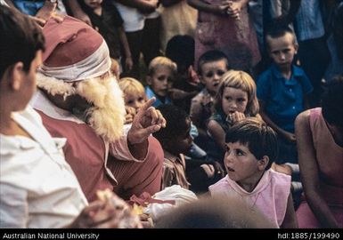 Father Christmas and Jocelyn, Vila