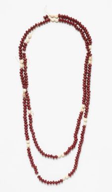 'ei (seed necklace)