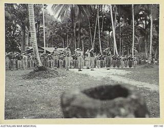 MAJOR GENERAL H.C.H. ROBERTSON, GENERAL OFFICER COMMANDING 5 DIVISION (4), AND SERVICE CHIEFS SALUTE AS THE LAST POST IS PLAYED DURING THE ANZAC DAY PARADE. IDENTIFIED PERSONNEL ARE:- LIEUTENANT ..