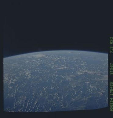 STS067-713-093 - STS-067 - Earth observations taken from shuttle orbiter Endeavour during STS-67 mission