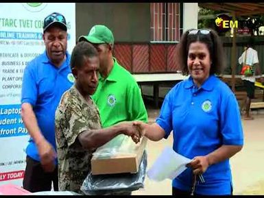 STUDENTS RECEIVE LAPTOPS