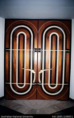 Solomon Islands - Parliament House - Frigatebird door