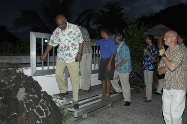 [Assignment: 48-DPA-SOI_K_Palau_6-7-9-07] Pacific Islands Tour: Visit of Secretary Dirk Kempthorne [and aides] to Palau Islands, Republic of Palau [48-DPA-SOI_K_Palau_6-7-9-07__DI12999.JPG]