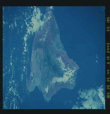 61A-55-105 - STS-61A - STS-61A earth observations