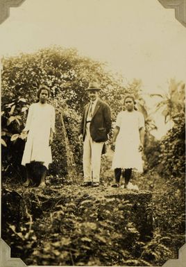 Tu'i Tonga (royal) tombs of Lapaha, 1928