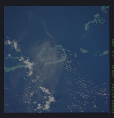 STS073-711-082 - STS-073 - Earth observations taken from shuttle orbiter Columbia