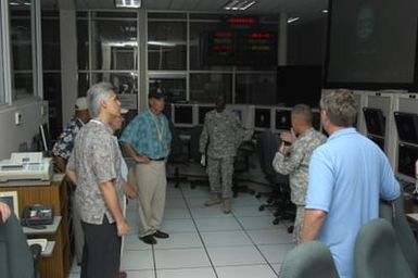 [Assignment: 48-DPA-SOI_K_Kwajalein_6-11-07] Pacific Islands Tour: Visit of Secretary Dirk Kempthorne [and aides] to Kwajalein Atoll, of the Republic of Marshall Islands [48-DPA-SOI_K_Kwajalein_6-11-07__DI14410.JPG]