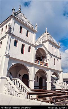 Wallis and Futuna - Taoa - Chanel St. Marie De